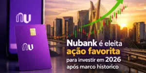 Cartão Nubank e smartphone com logo e tendência de ações
