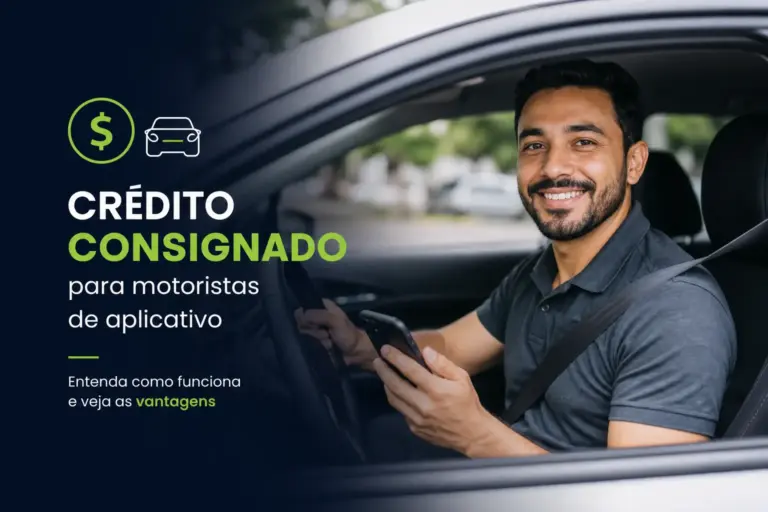 Motorista de app com smartphone aprendendo sobre crédito consignado