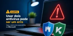 Alerta na tela de laptop com dois antivírus, especialista Microsoft